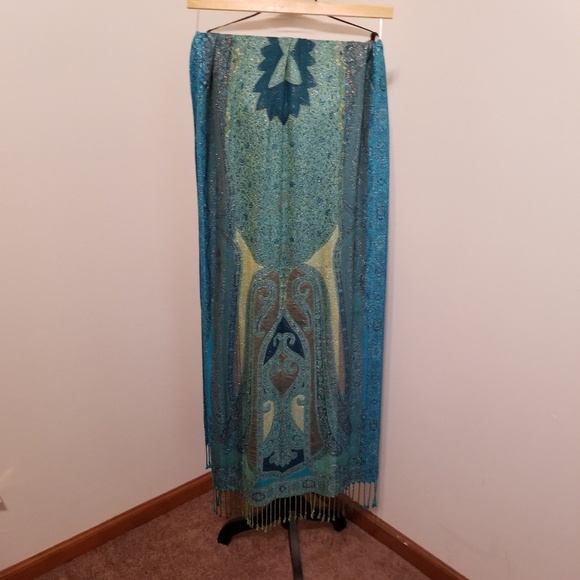 Shimmery Pashmina Scarf - Picture 3 of 4